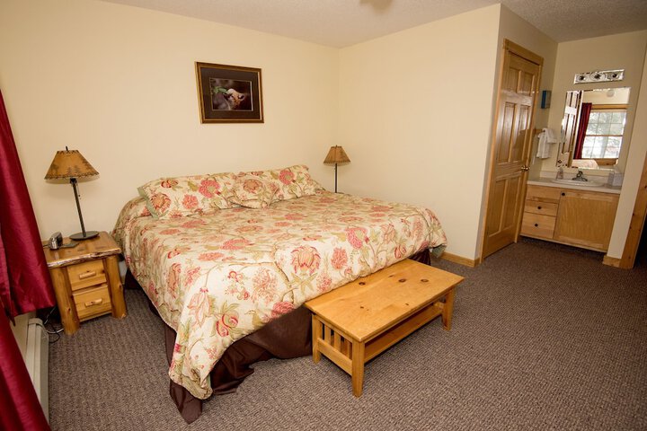 Room 8 of 89