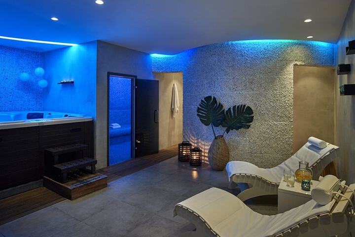 Relaxing Spa