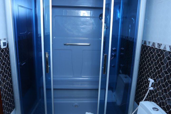 Room 47 of 64