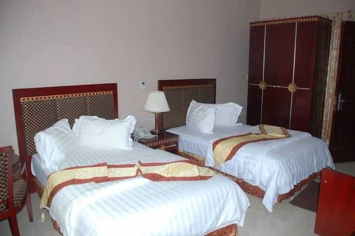 Room 7 of 30