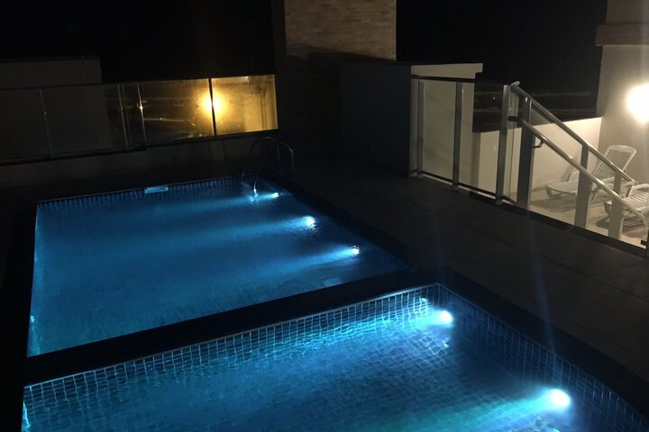 Pool 9 of 14