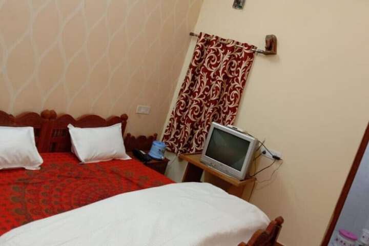 Room 6 of 21