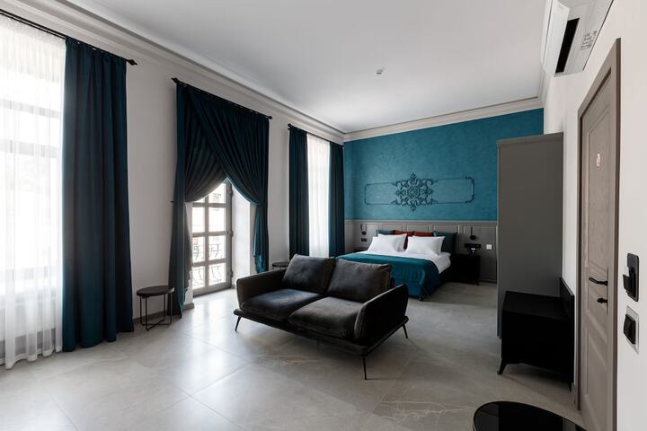 Room 18 of 70