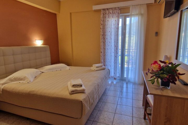 Room 10 of 56