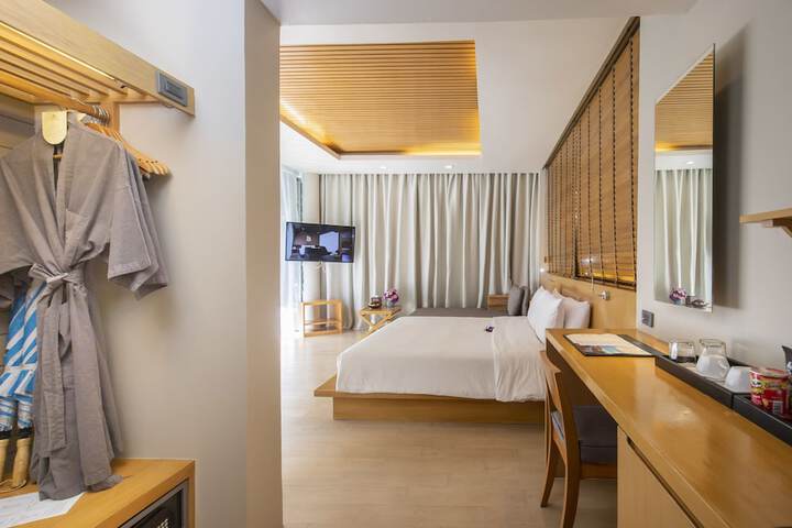Room 18 of 231