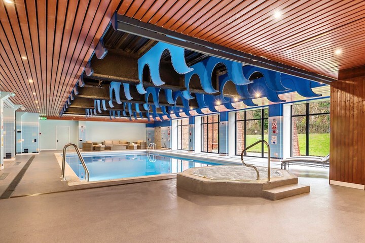 Pool 48 of 94