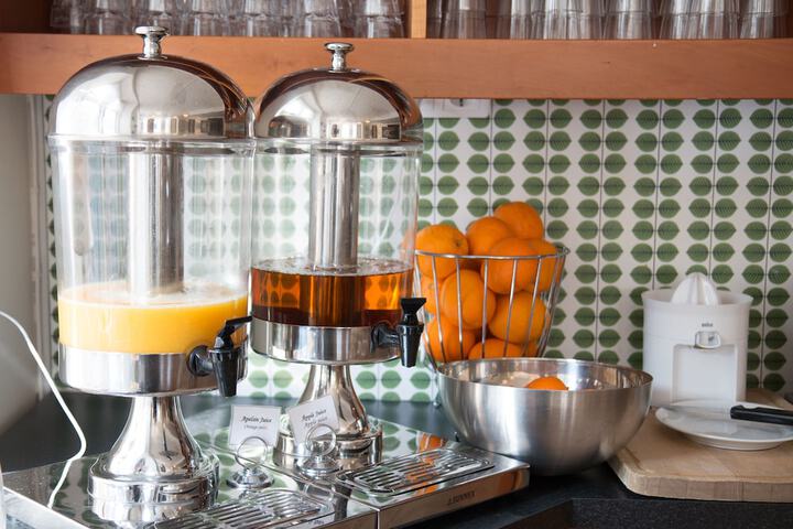 Breakfast/Coffee Service 74 of 97