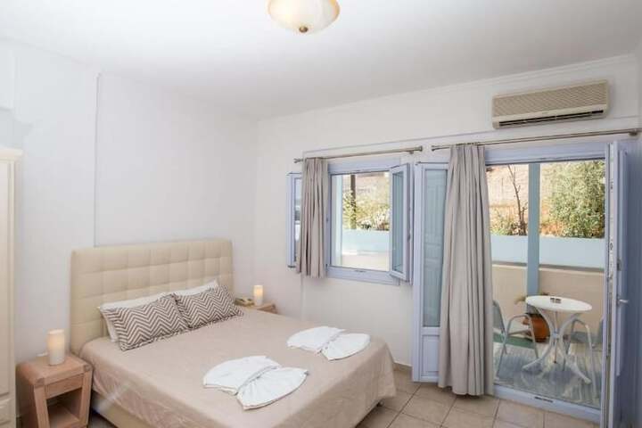 Room 20 of 93