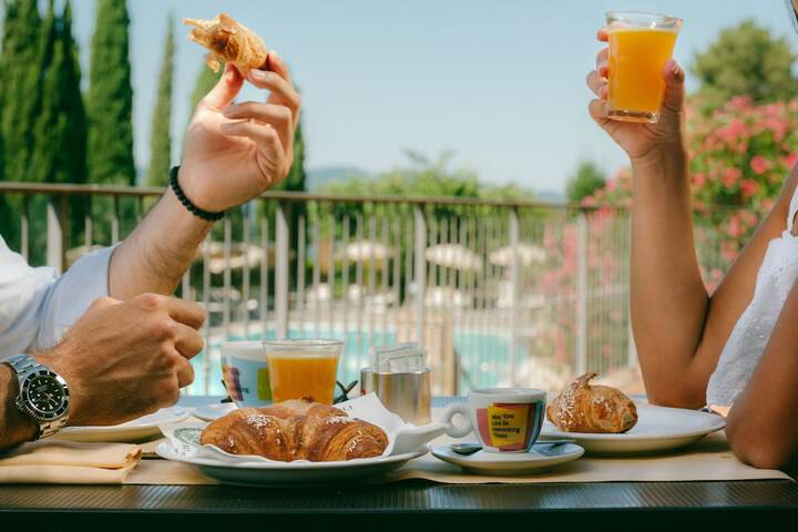 Breakfast meal