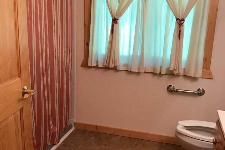 Room 10 of 38