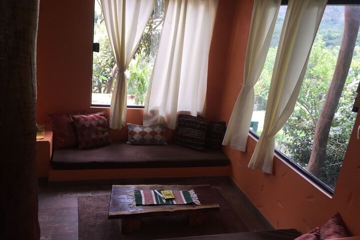 Room 14 of 185