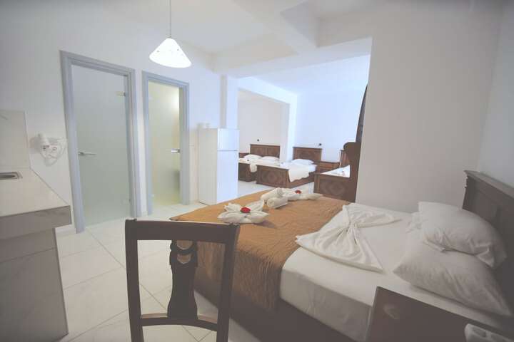 Room 47 of 158