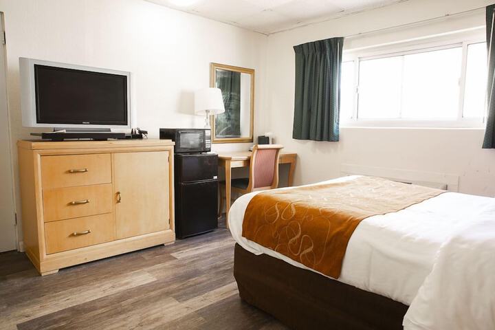 Room 9 of 55