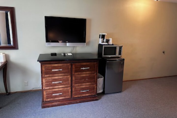 Room 112 of 390