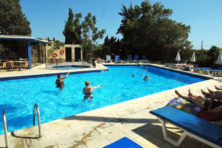 Hotel with Pool