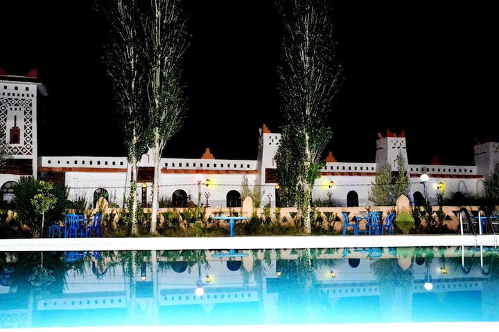 Pool Hotel