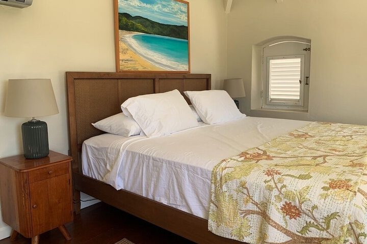 Room 2 of 43