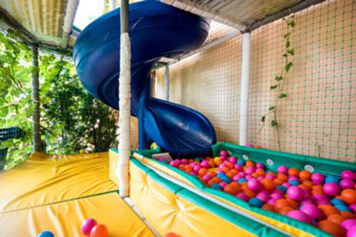 Childrens Activities 44 of 176