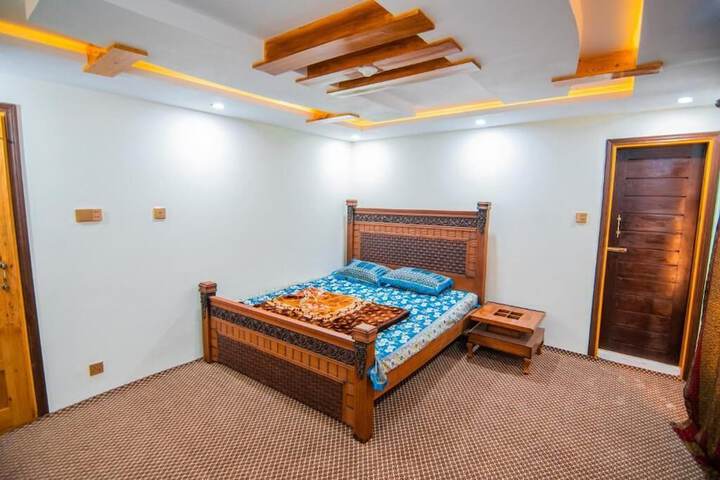 Room 17 of 22