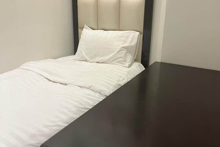 Room 42 of 64