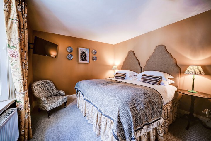 Room 18 of 50