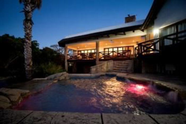 Pool 24 of 34
