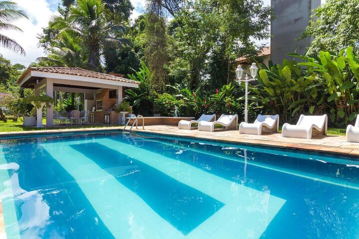 Hotel with Pool