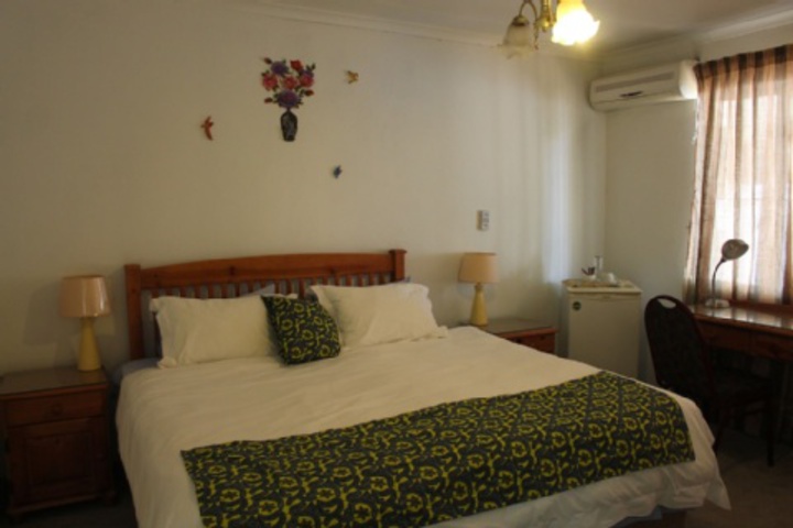 Room 240 of 288