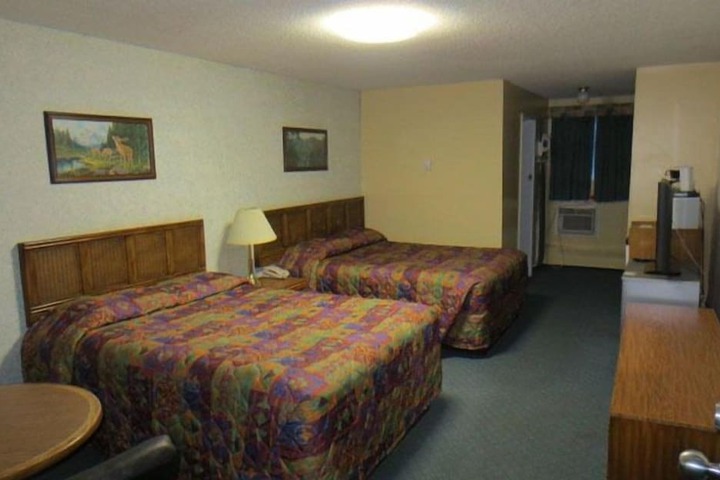 Room 11 of 29