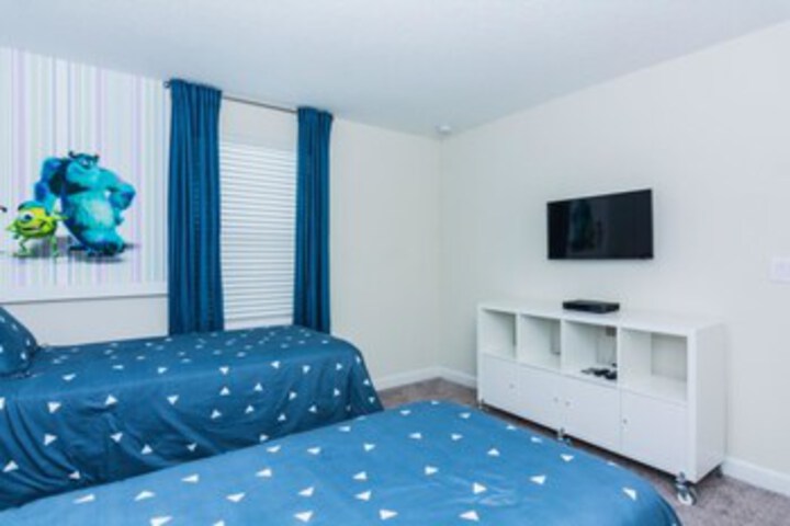 Room 71 of 73