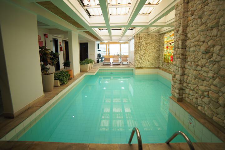 Hotel Pool