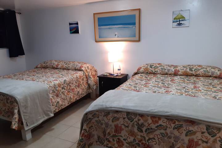 Room 25 of 86