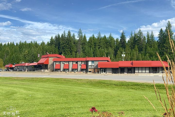 Wells Gray Inn in Clearwater, BC