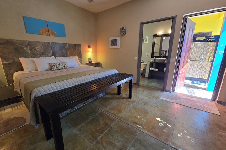 Room 25 of 229