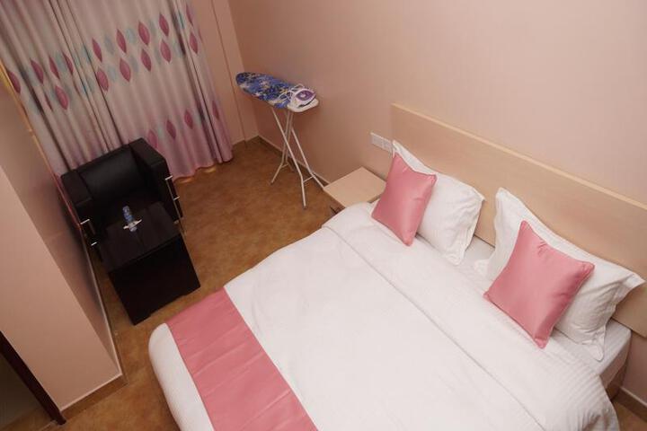 LA PONYE HOTEL APARTMENT