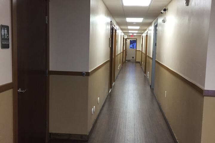 Ballroom/Hall 18 of 23