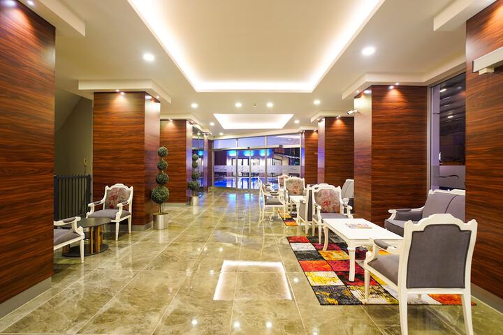 Guest Lobby