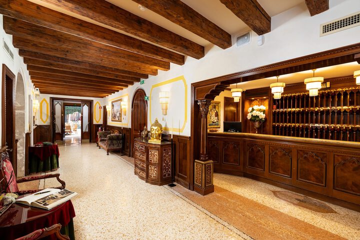 Lobby Photos