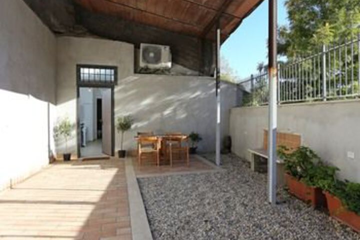 Terrace/Patio 31 of 32