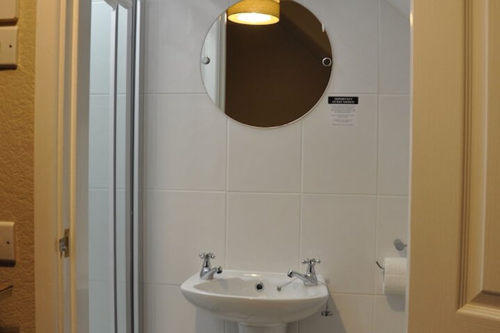 Room 56 of 84