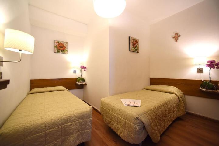 Room 15 of 67
