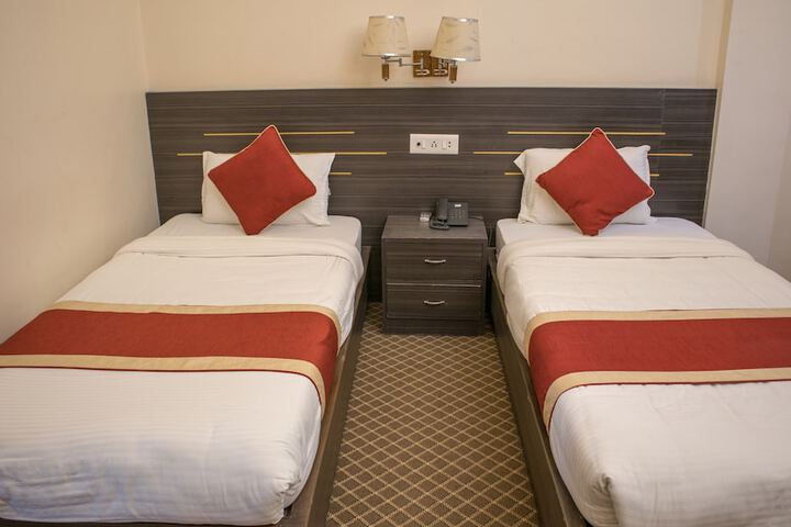 Room 2 of 23