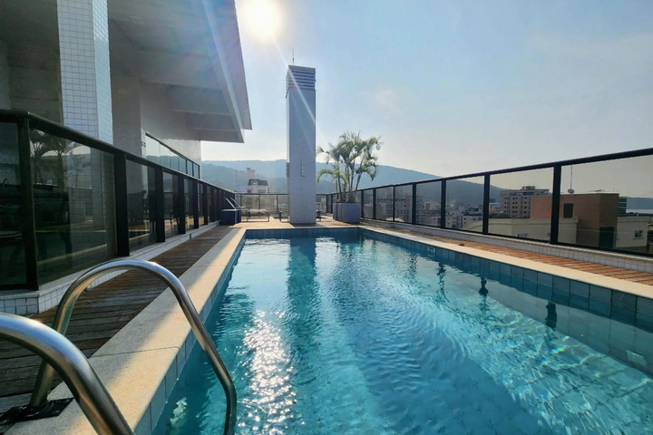 Pool 9 of 20
