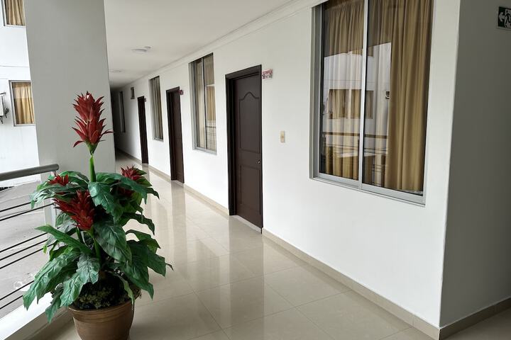 Ballroom/Hall 64 of 65