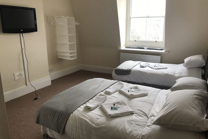 Room 7 of 37
