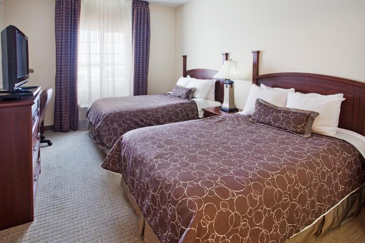 1 King Bed Studio Suite (2 of 6)