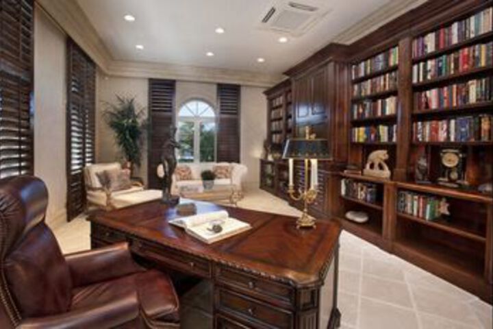 Business Center 5 of 29