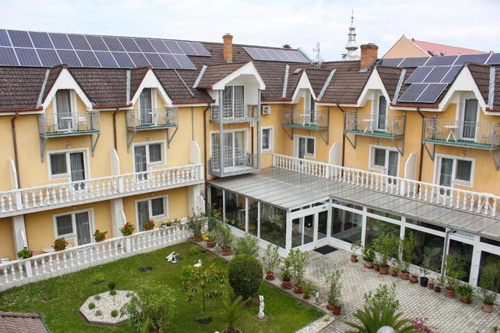 Photo of Lídia Hotel