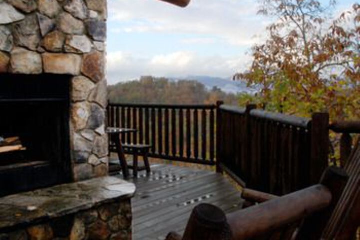 Terrace/Patio 2 of 18