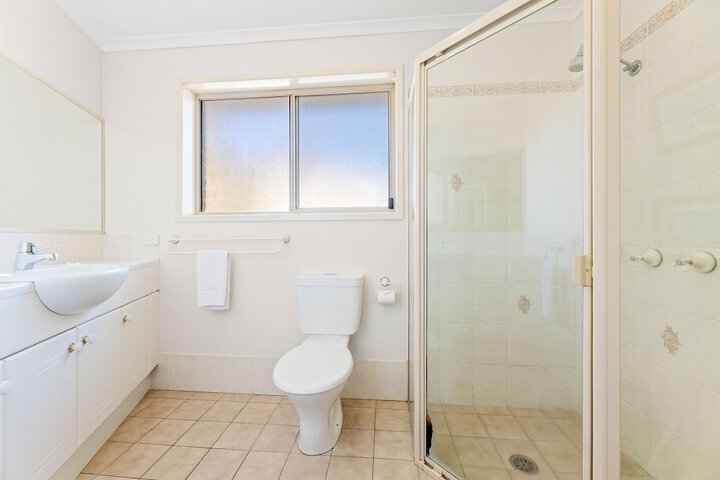Room 100 of 154